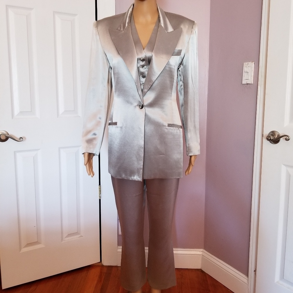 Norma Kamali 3 piece suit